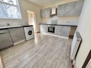 Kitchen/diner- click for photo gallery